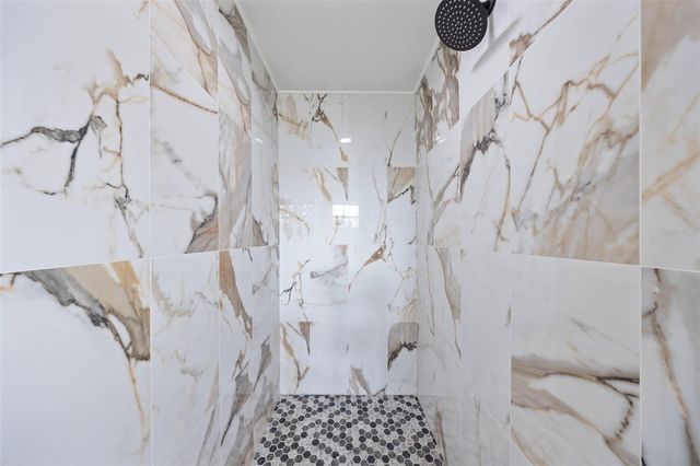 1817 OREGON AVENUE NE, St Petersburg, FL 33703