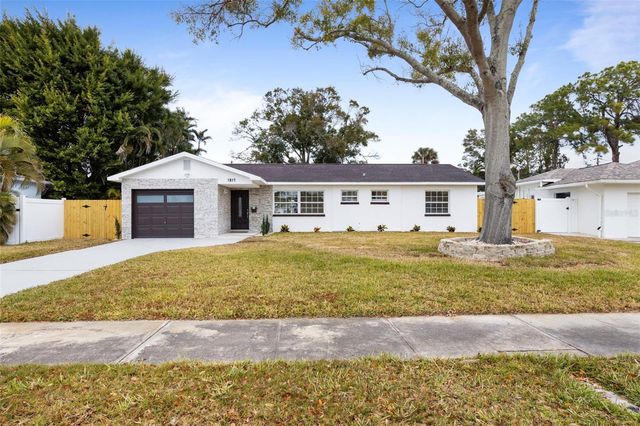 1817 OREGON AVENUE NE, St Petersburg, FL 33703