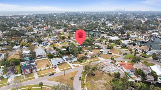 1817 OREGON AVENUE NE, St Petersburg, FL 33703
