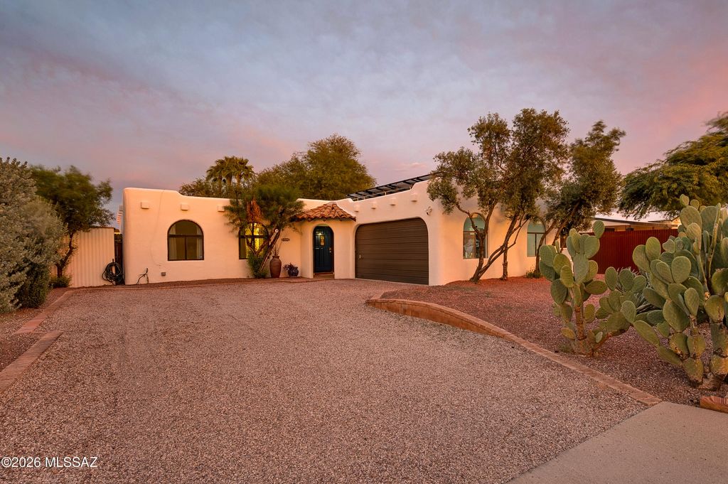 3544 N Olsen Avenue, Tucson, AZ 85719