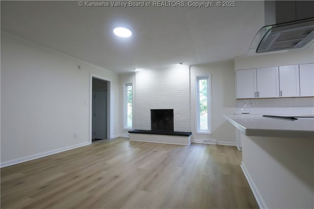 1414 Bedford Road, Charleston, WV 25314