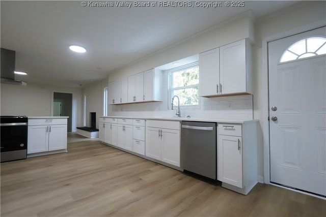 1414 Bedford Road, Charleston, WV 25314