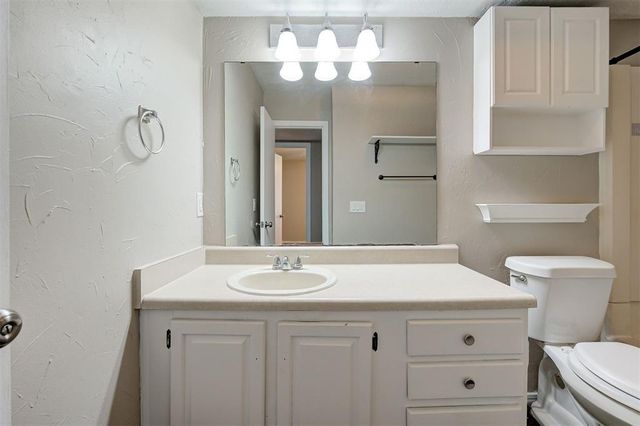 14311 N Pennsylvania Avenue 8N, Oklahoma City, OK 73134