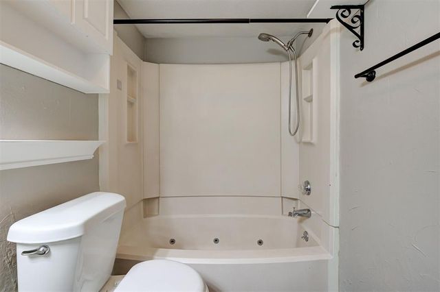 14311 N Pennsylvania Avenue 8N, Oklahoma City, OK 73134