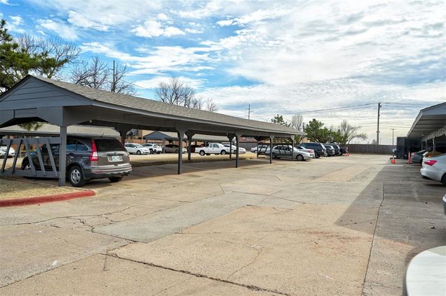 14311 N Pennsylvania Avenue 8N, Oklahoma City, OK 73134