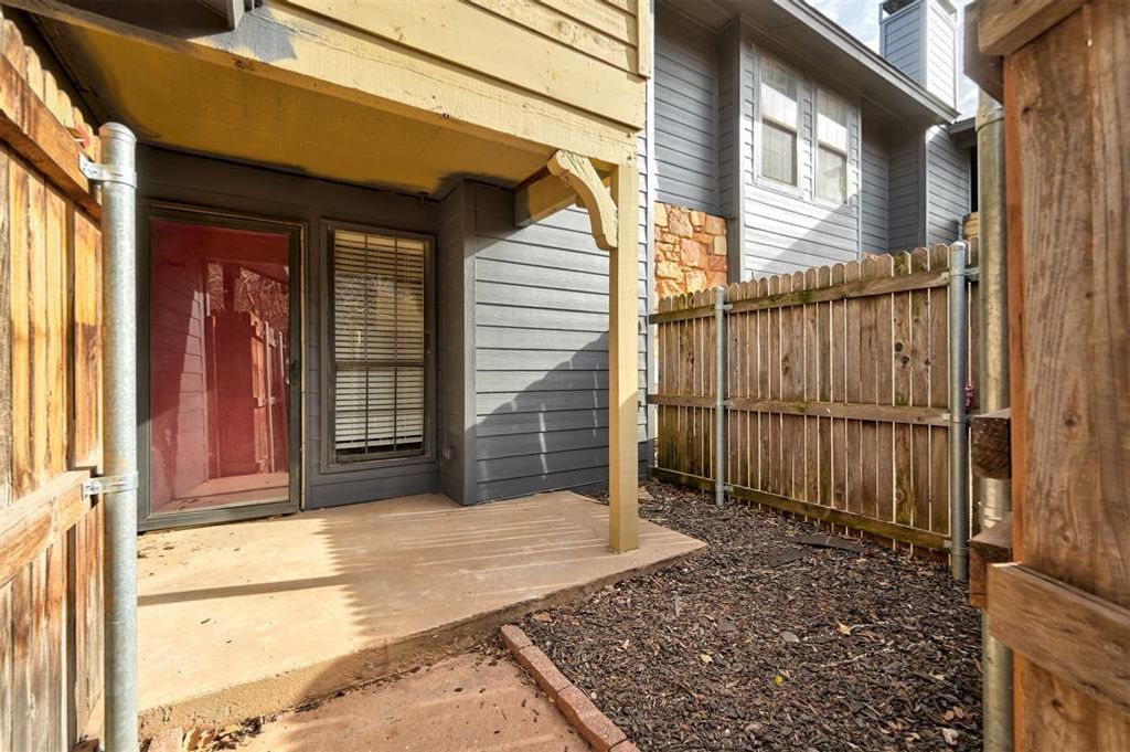 14311 N Pennsylvania Avenue 8N, Oklahoma City, OK 73134