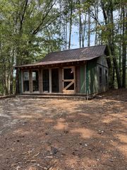 683 Lick Creek Rd, Big Sandy, TN 38221