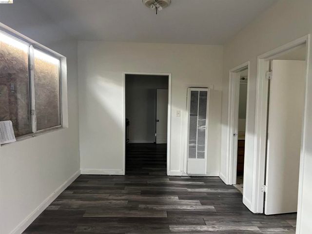 1217 1217 82Nd Ave, Oakland, CA 94621