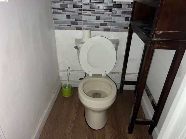 1217 1217 82Nd Ave, Oakland, CA 94621