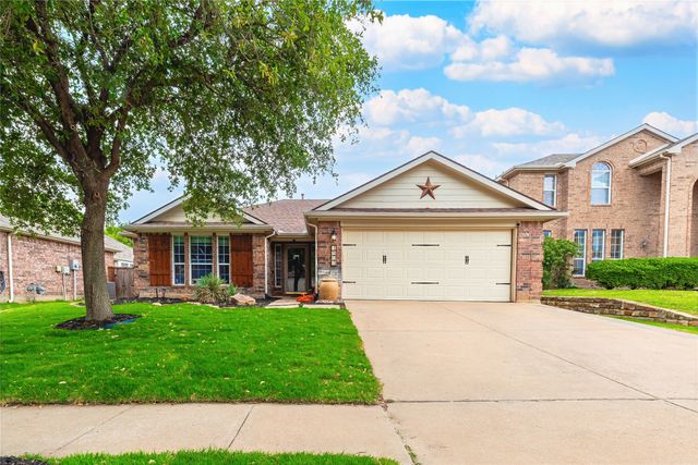 4805 Cliburn Drive, Fort Worth, TX 76244