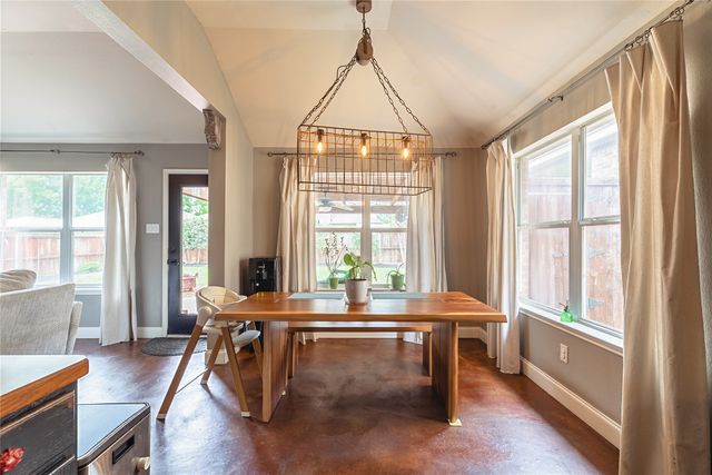 4805 Cliburn Drive, Fort Worth, TX 76244