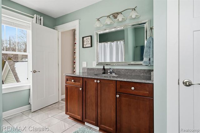 450 Fairbrook Street, Northville, MI 48167