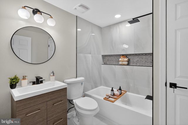 12121 PANTHERS RIDGE DR, Germantown, MD 20876