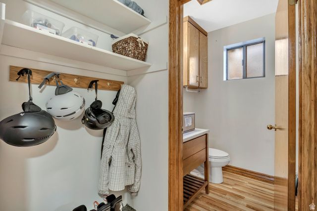 887 E VILLAGE WAY, Alpine, UT 84004