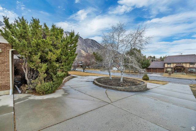 887 E VILLAGE WAY, Alpine, UT 84004
