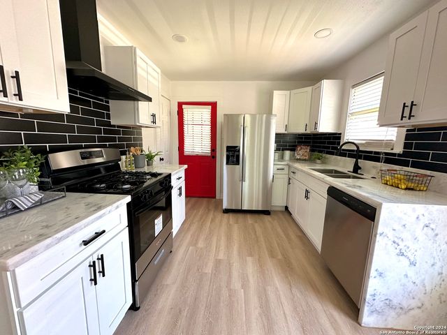 122 Finch, San Antonio, TX 78204