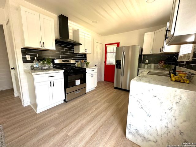 122 Finch, San Antonio, TX 78204