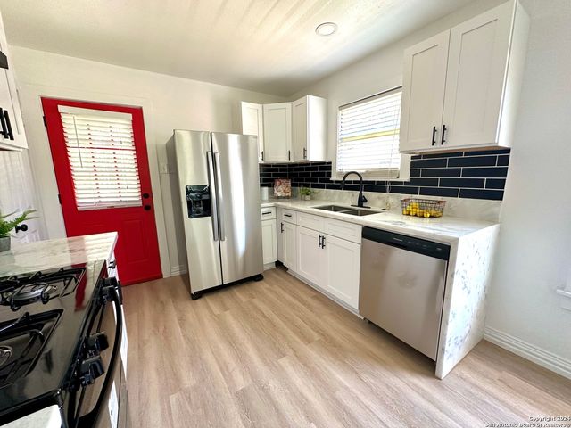 122 Finch, San Antonio, TX 78204