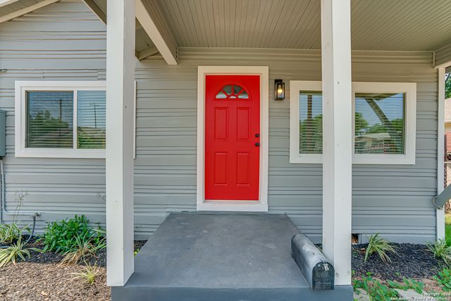 122 Finch, San Antonio, TX 78204