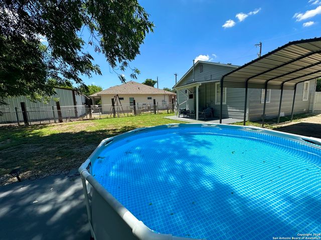 122 Finch, San Antonio, TX 78204
