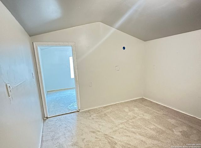 122 Finch, San Antonio, TX 78204