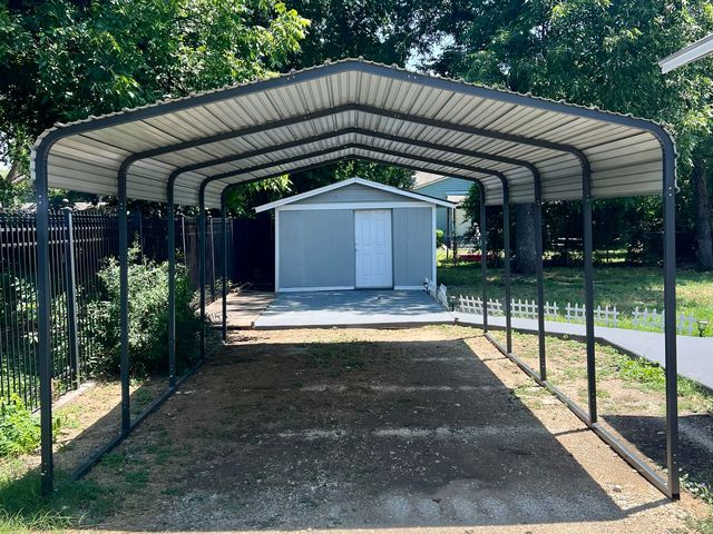 122 Finch, San Antonio, TX 78204