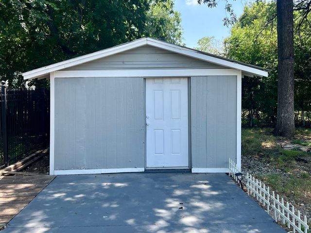 122 Finch, San Antonio, TX 78204