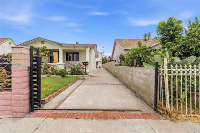 622 Eastmont, Los Angeles, CA 90022