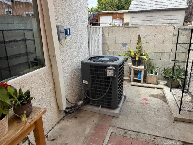 622 Eastmont, Los Angeles, CA 90022