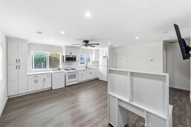 622 Eastmont, Los Angeles, CA 90022