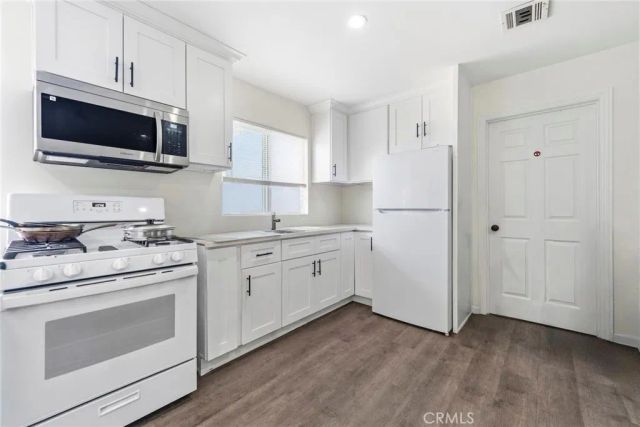 622 Eastmont, Los Angeles, CA 90022