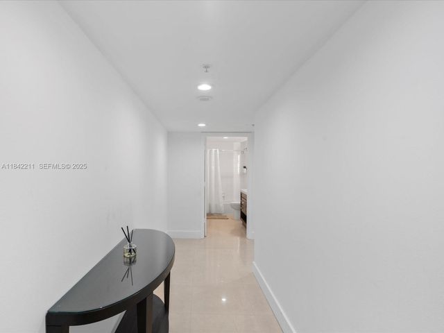 17375 Collins Avenue 808, Sunny Isles Beach, FL 33160