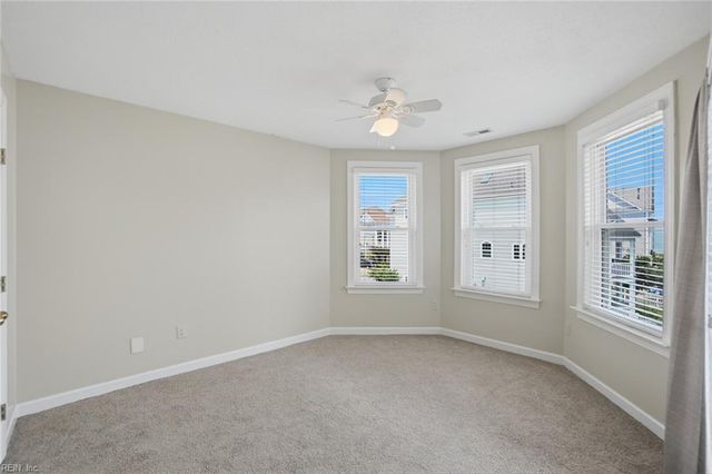 405 Pinewell DR, Norfolk, VA 23503