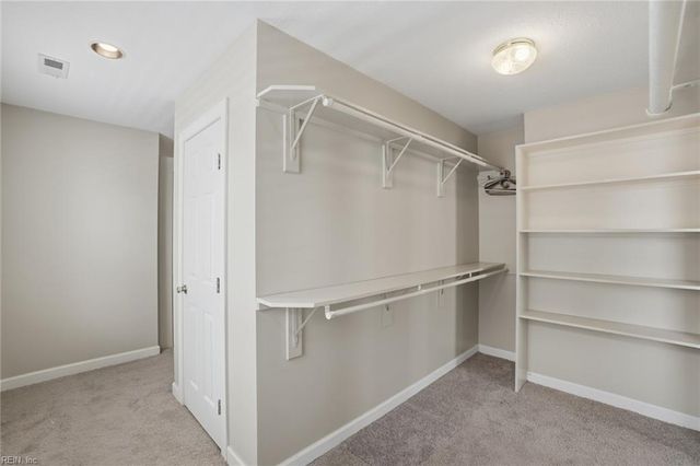 405 Pinewell DR, Norfolk, VA 23503