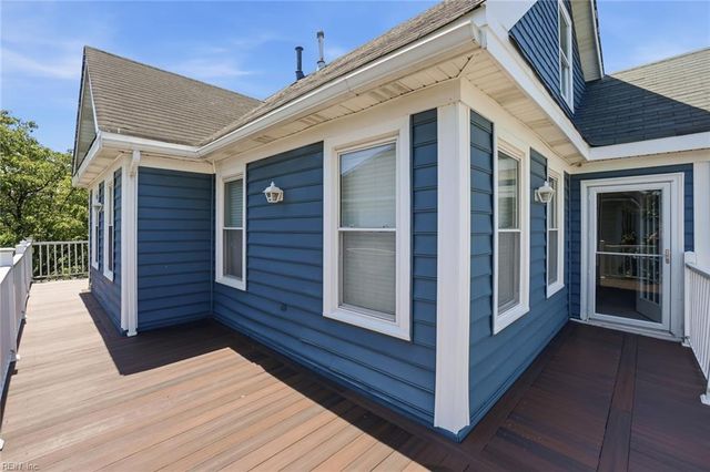 405 Pinewell DR, Norfolk, VA 23503