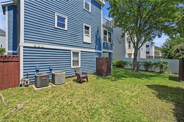 405 Pinewell DR, Norfolk, VA 23503