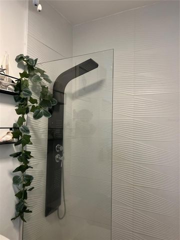 43 FERNANDO GARCIA, DOLPHIN TOWER STREET PH 9, Luquillo, PR 00773