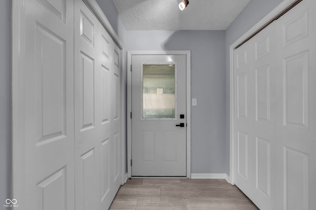 5201 Hawks Point Road, Indianapolis, IN 46226