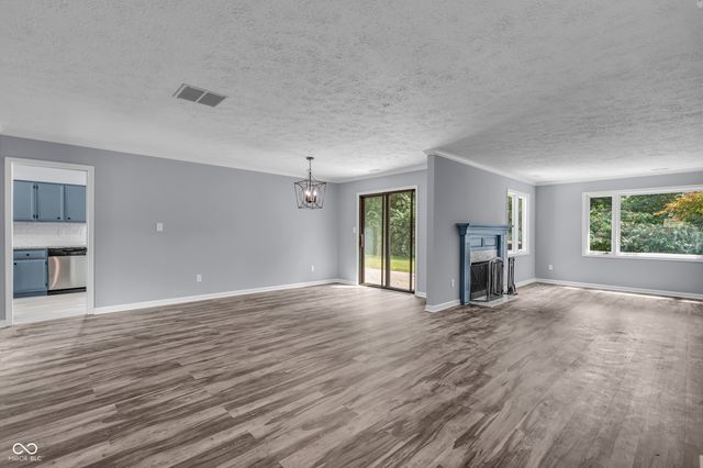 5201 Hawks Point Road, Indianapolis, IN 46226