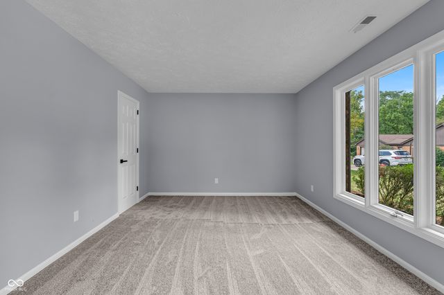 5201 Hawks Point Road, Indianapolis, IN 46226