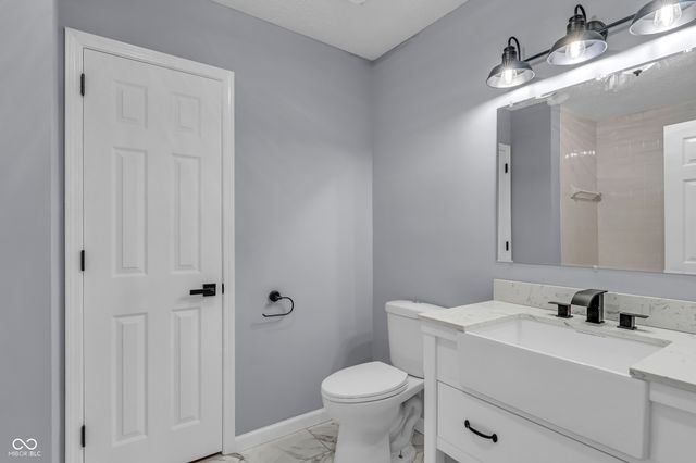 5201 Hawks Point Road, Indianapolis, IN 46226