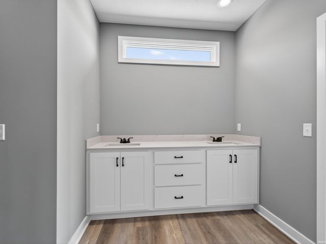 1385 Dixon Place, Huntertown, IN 46748