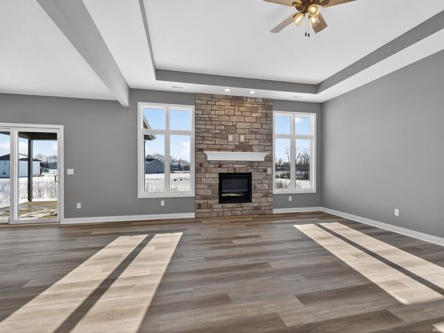 1385 Dixon Place, Huntertown, IN 46748