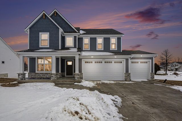 6990 Avalon Drive SE, Caledonia, MI 49316