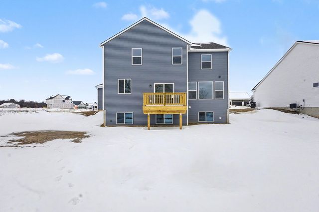 6990 Avalon Drive SE, Caledonia, MI 49316