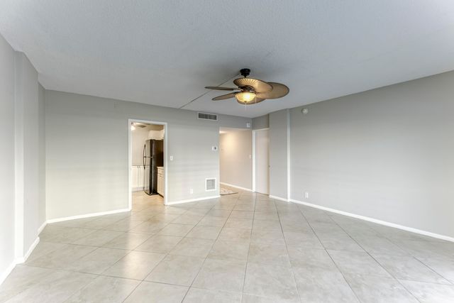 2900 NE 30th Street L2, Fort Lauderdale, FL 33306