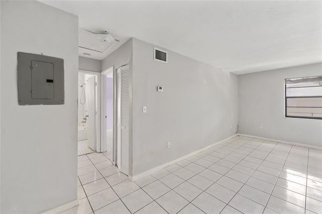 1925 Madison Street 14, Hollywood, FL 33020