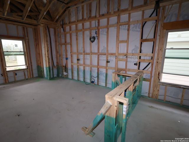 10351 White Hart Lane, Converse, TX 78109