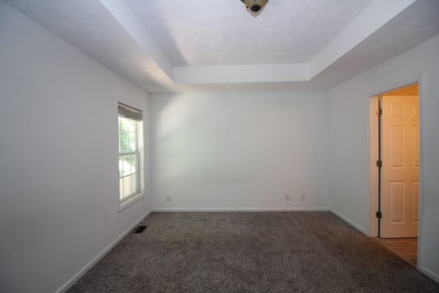 81 West Dr, Clarksville, TN 37040
