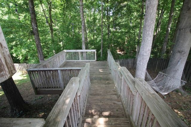 81 West Dr, Clarksville, TN 37040